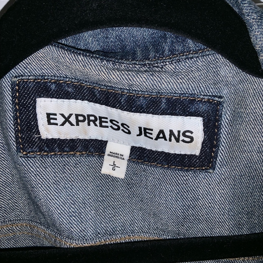 Express Jean Jacket - Picture 2 of 3